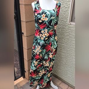 Hilo Hattie Floral Maxi Dress